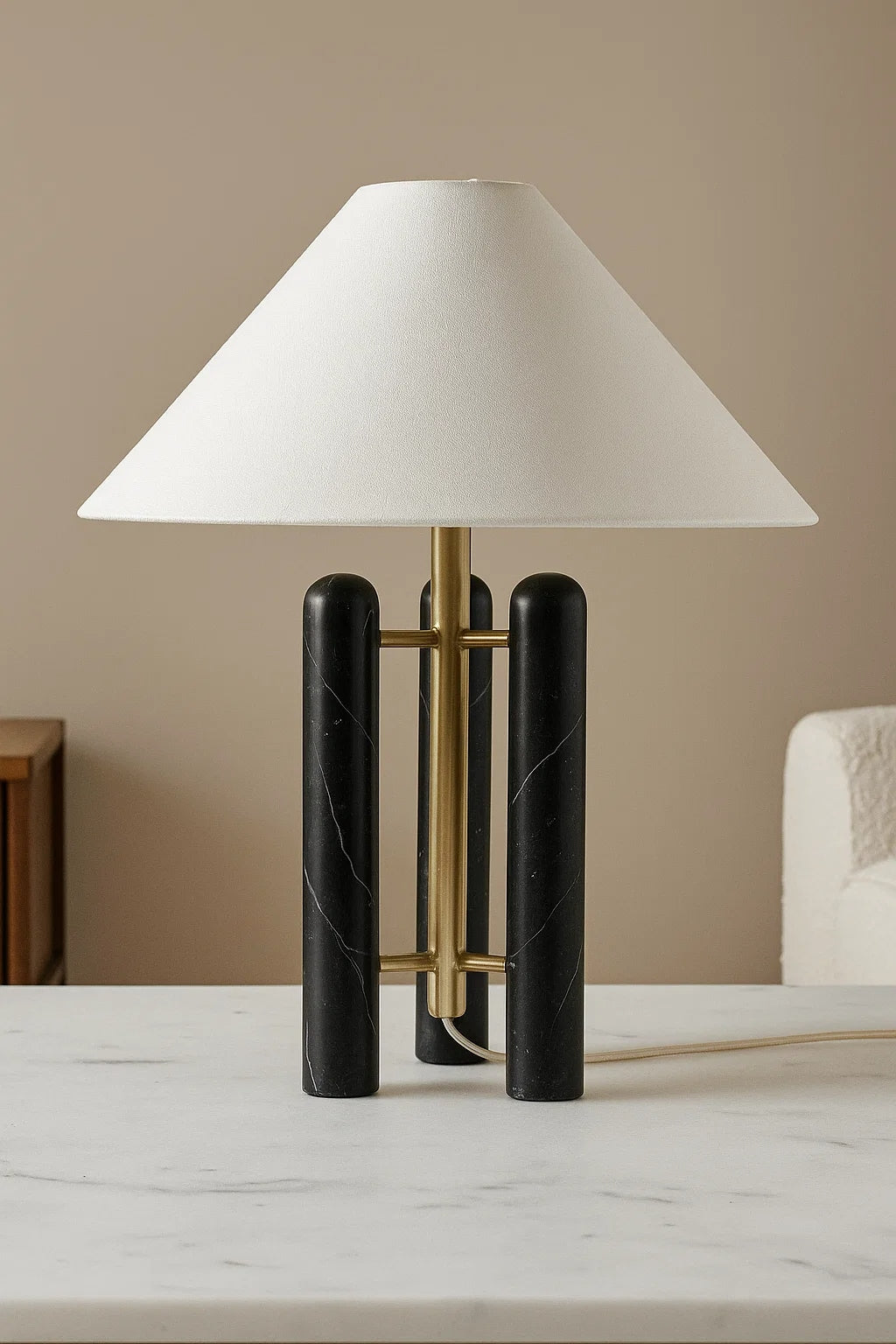 Trow Table Lamp